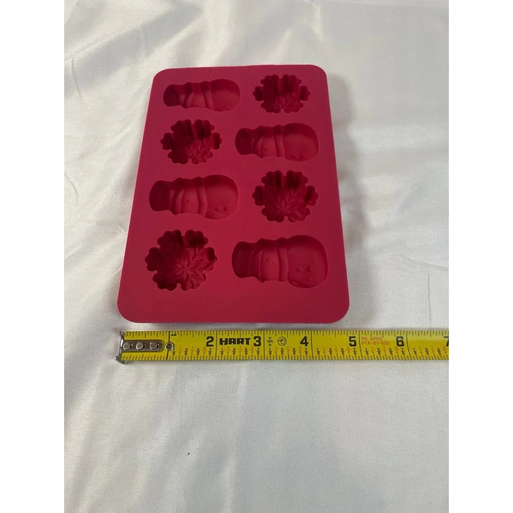 2 PC Silicone Mold Set Candy Chocolate Soap Gummy Star Penguin Tree Gingerbread